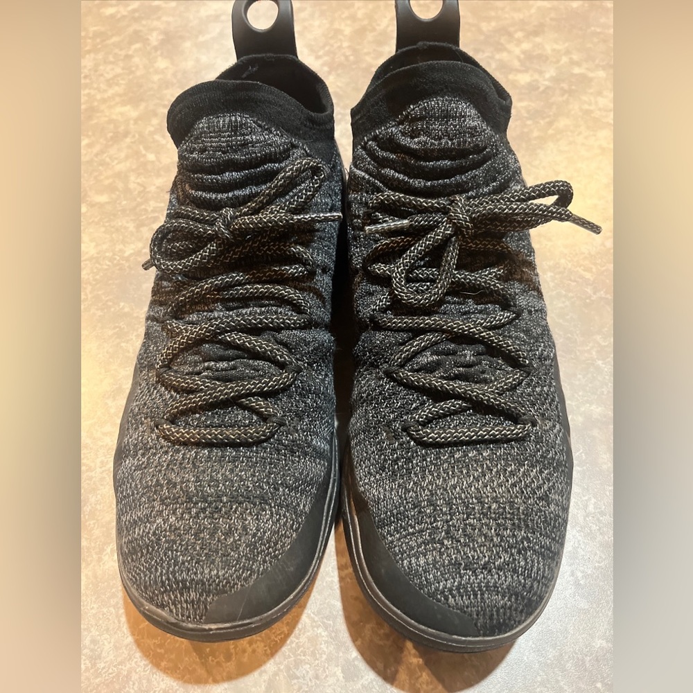 NIKE KD 11 SHOES MENS SIZE 11